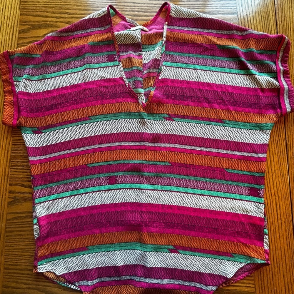 Lush Vibrant Striped short sleeve Vneck Blouse Pink Orange White Size M